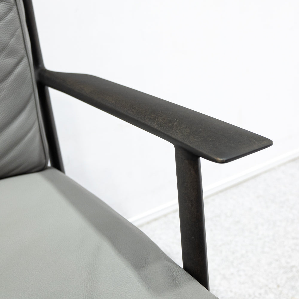 TIME&STYLE / The sensual ladder back armchair