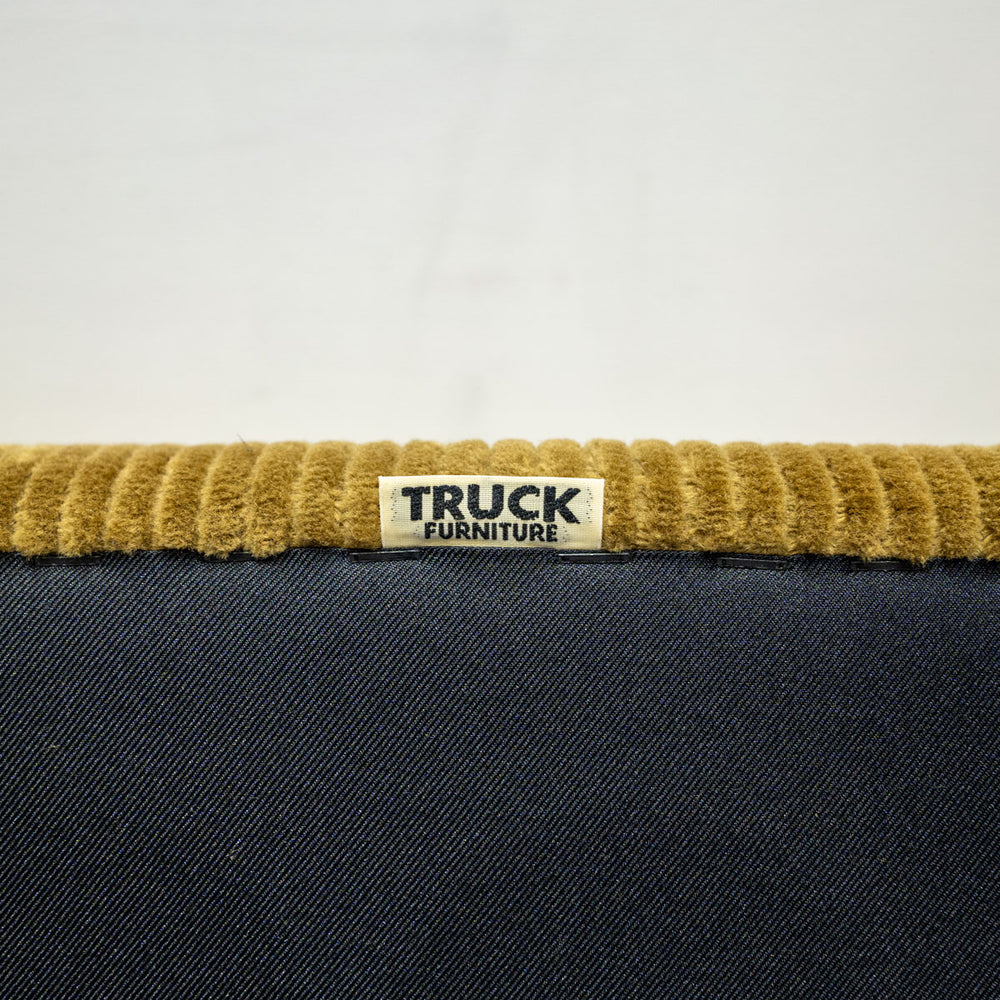 TRUCK FURNITURE / FK SOFA OTTOMAN