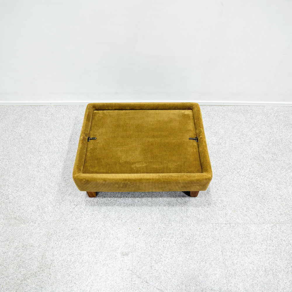 TRUCK FURNITURE / FK SOFA OTTOMAN