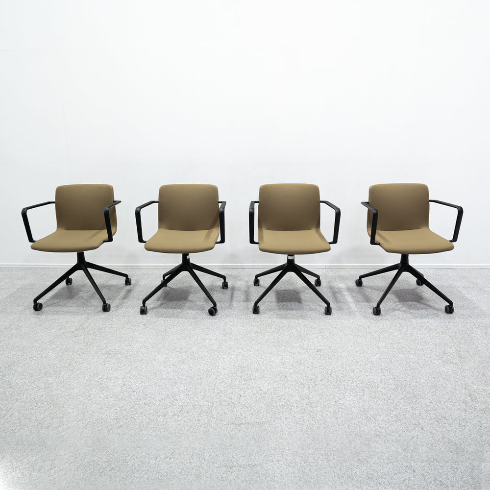 【中古品】Wilkhahn / 227 range Pep 4脚セット / ウィルクハーン