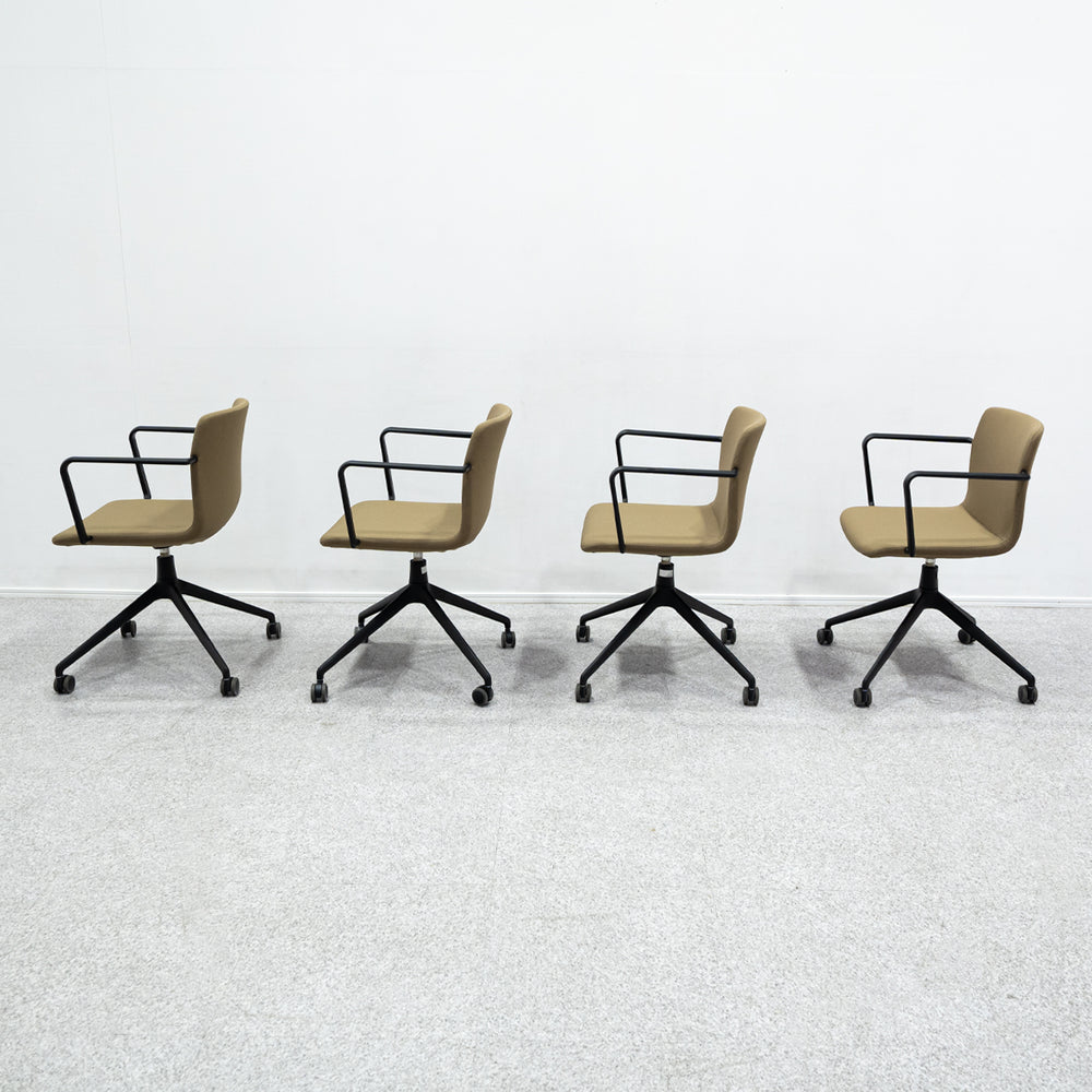 【中古品】Wilkhahn / 227 range Pep 4脚セット / ウィルクハーン
