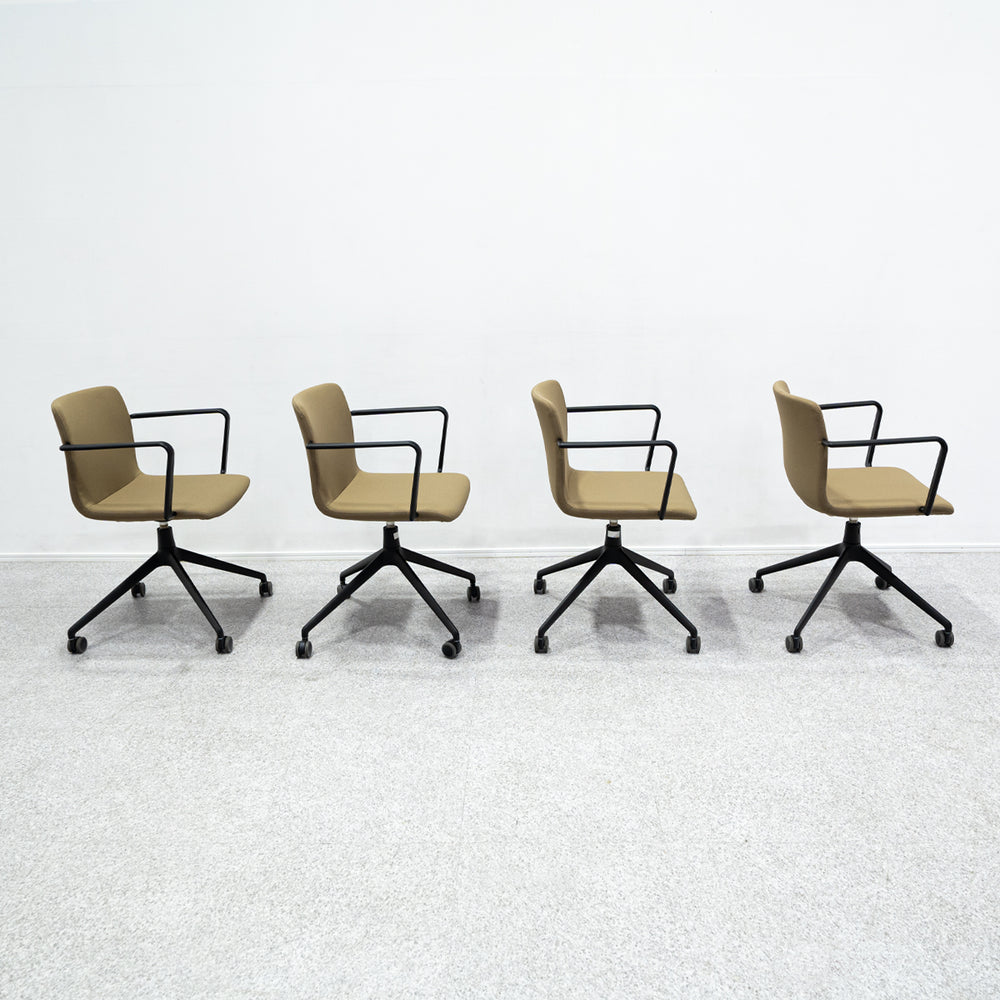 【中古品】Wilkhahn / 227 range Pep 4脚セット / ウィルクハーン
