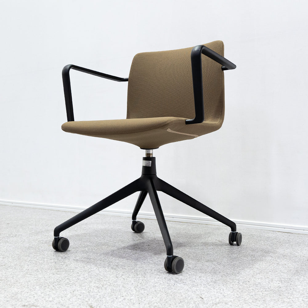 【中古品】Wilkhahn / 227 range Pep 4脚セット / ウィルクハーン