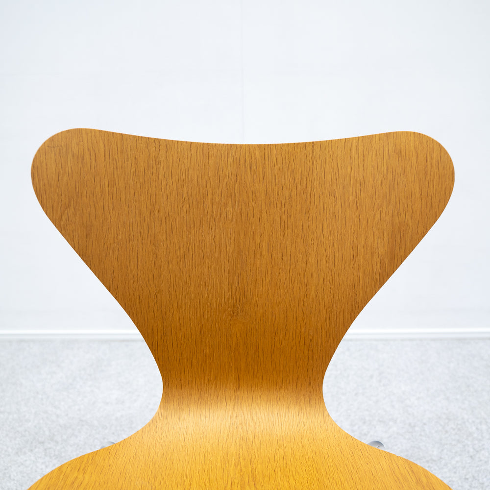 FRITZ HANSEN / SERIES 7