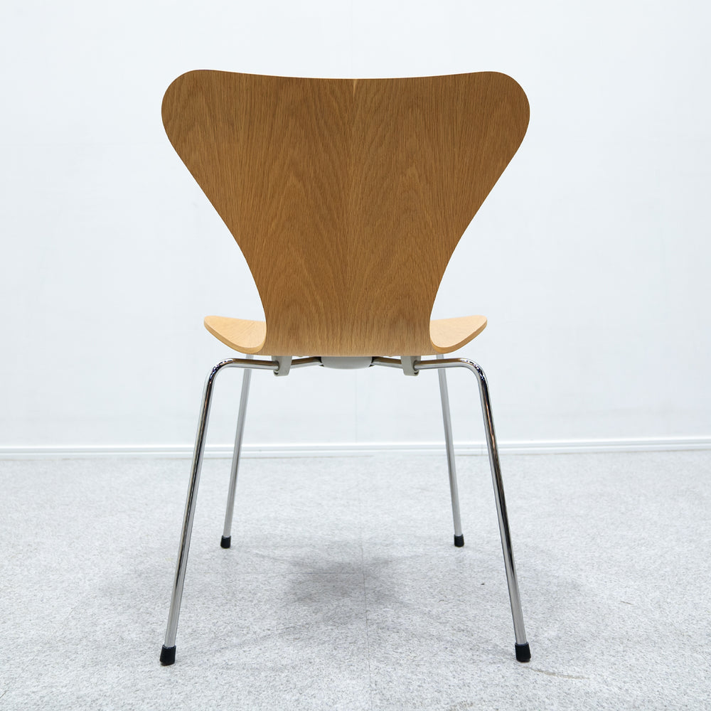 FRITZ HANSEN / SERIES 7