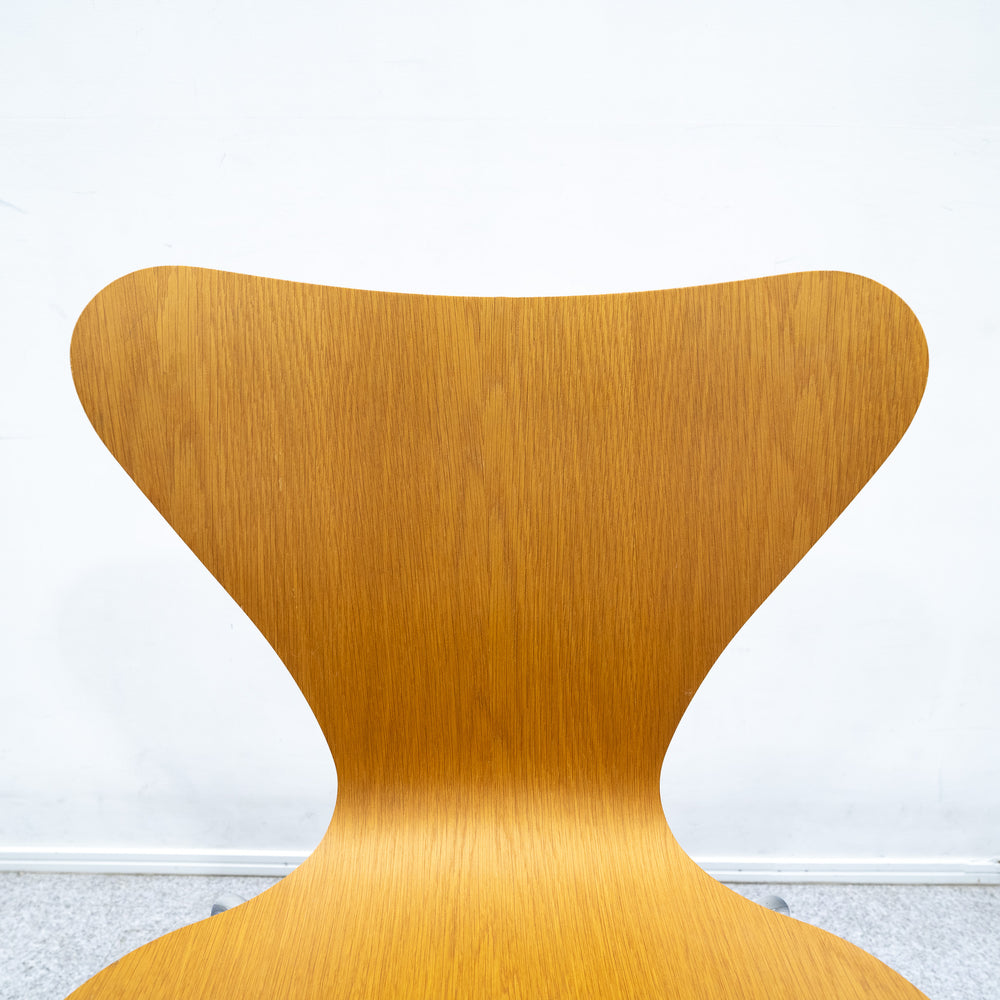 FRITZ HANSEN / SERIES 7