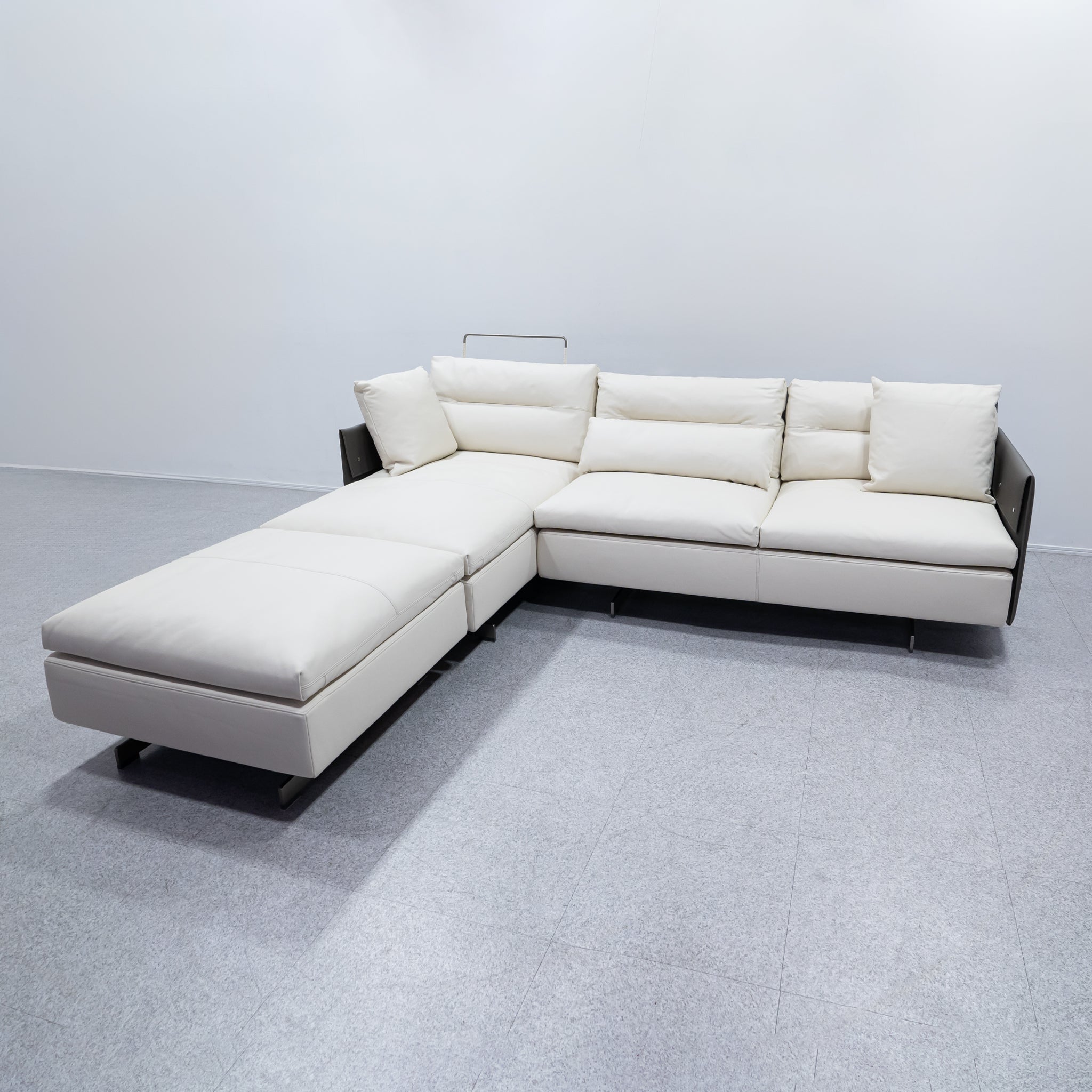 Poltrona Frau / GranTorino – Back to the Furniture