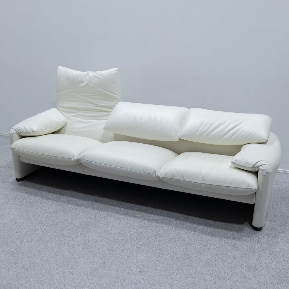 Cassina / 675 MARALUNGA 3P WHITE LEATHER