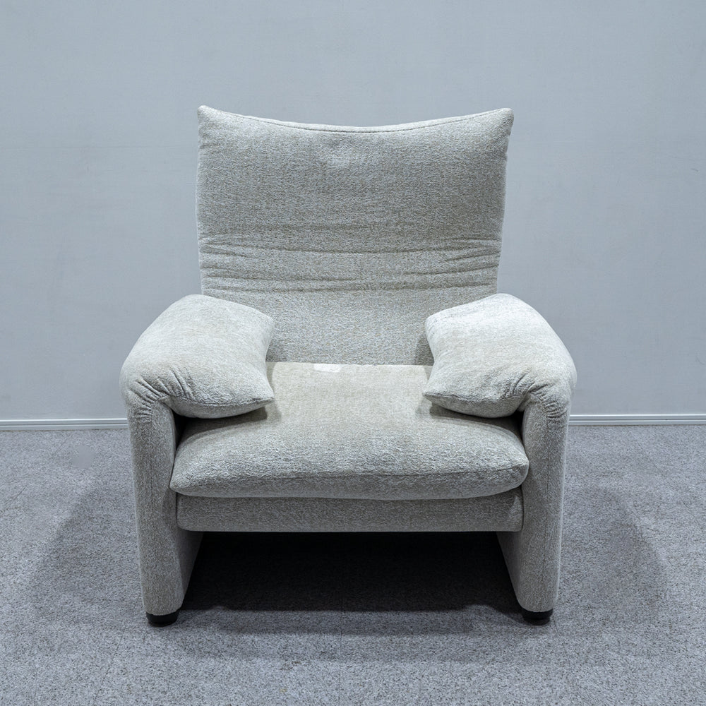 Cassina / 675 MARALUNGA 1P SNOW BEIGE FABRIC , OTTOMAN