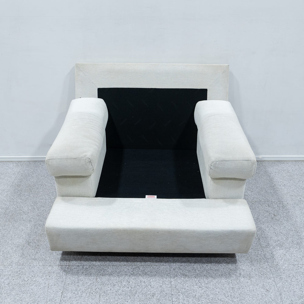 Cassina / DONEGAL
