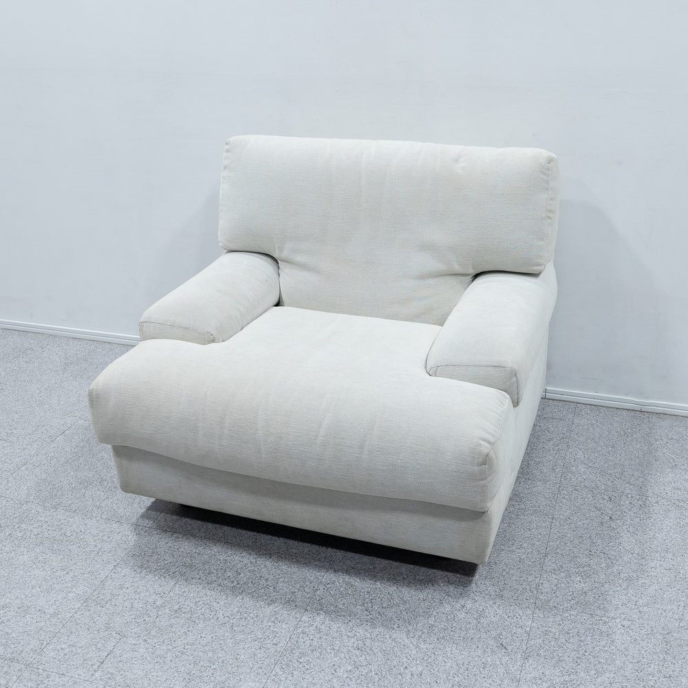 Cassina / DONEGAL