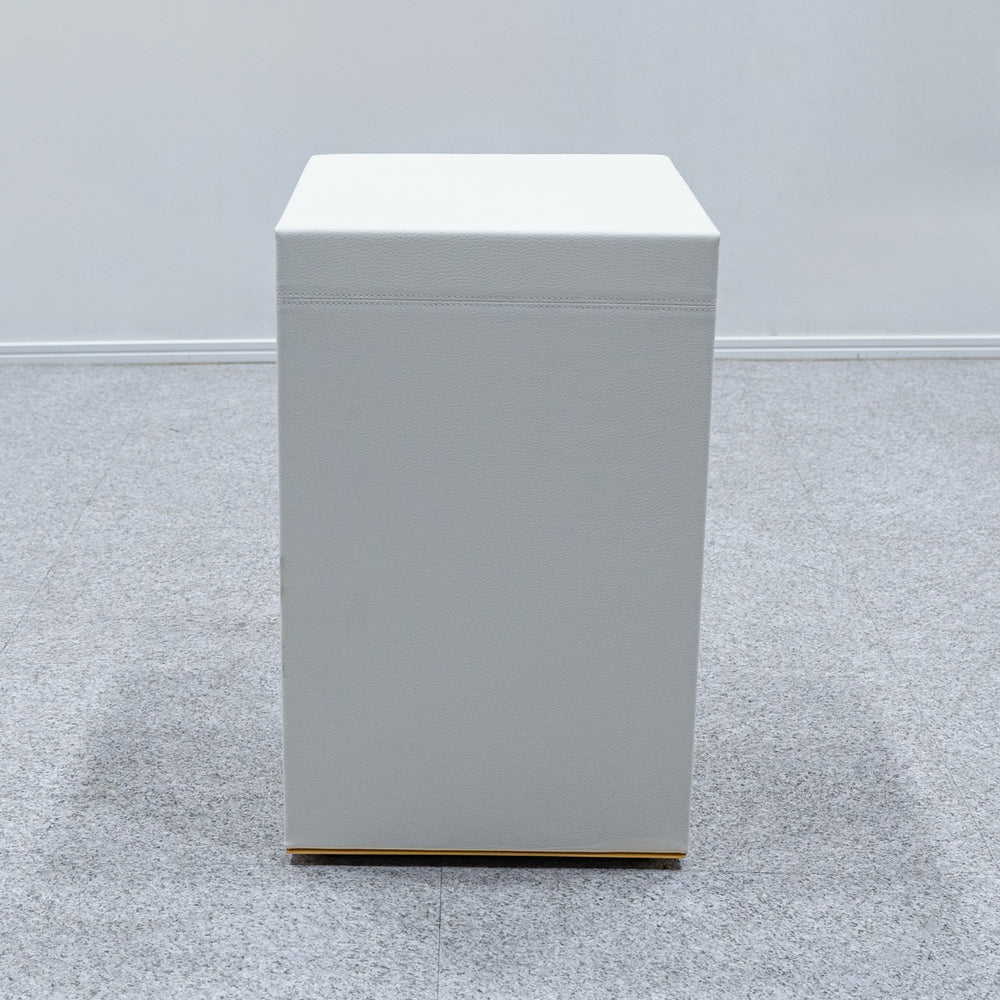Cassina ixc. / PAL table