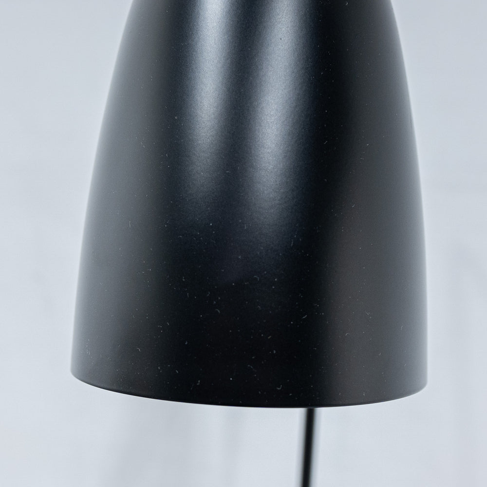 GUBI / Grasshopper Floor Lamp
