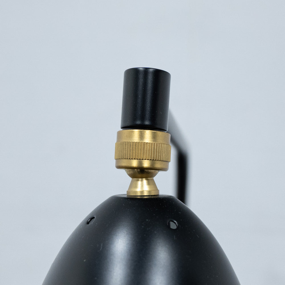 GUBI / Grasshopper Floor Lamp