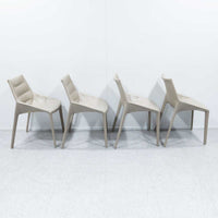 Molteni&C / OUTLINE