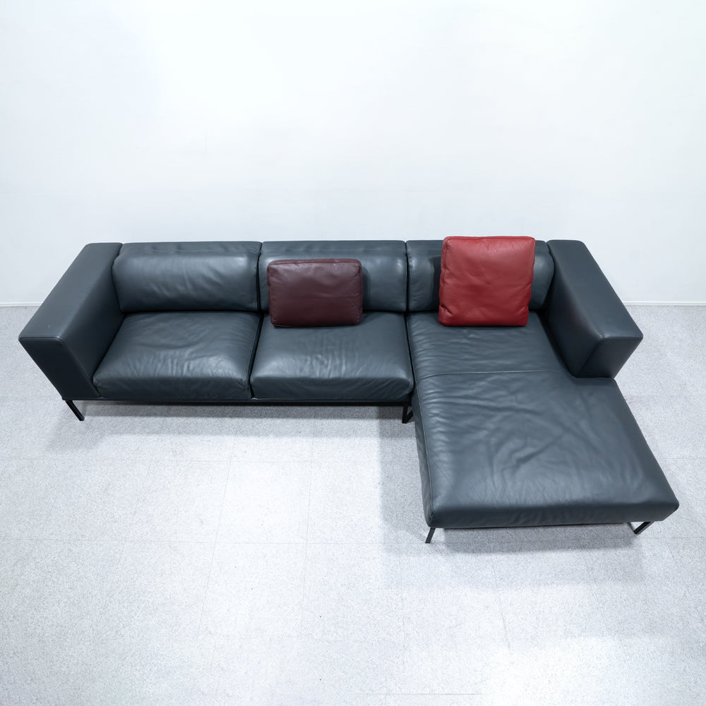 Cassina / 191 MOOV