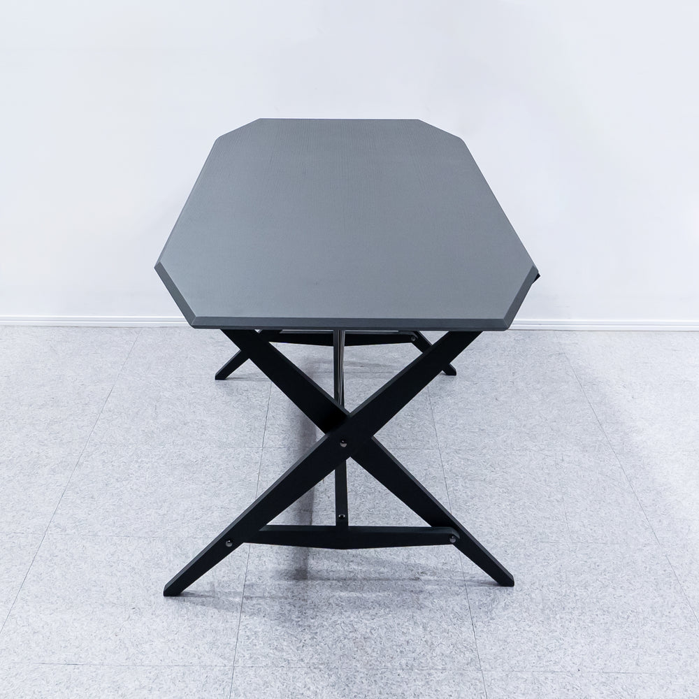 Cassina / 833 CAVALLETTO