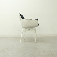 【展示品】B&B ITALIA / Husk / ビー・アンド・ビー イタリア