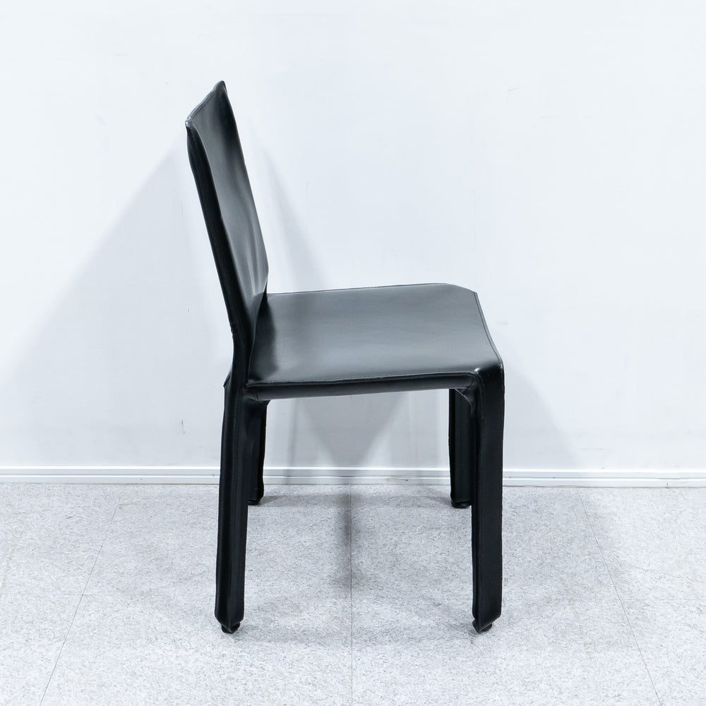 Cassina / 412 CAB Black