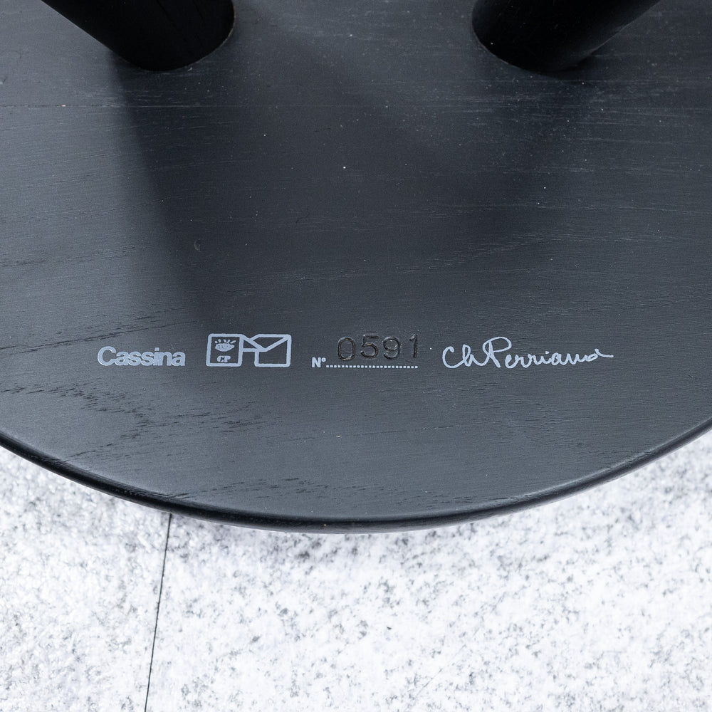Cassina / 523 TABOURET MERIBEL