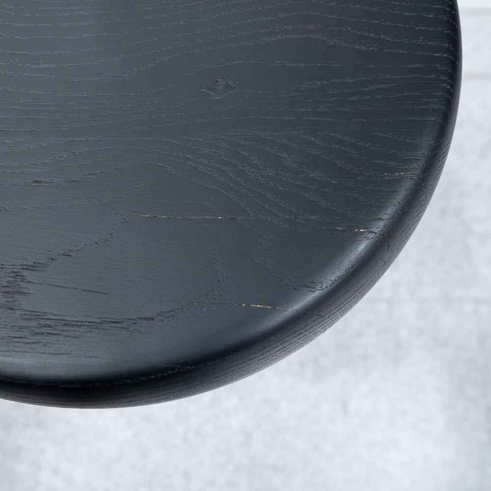 Cassina / 523 TABOURET MERIBEL