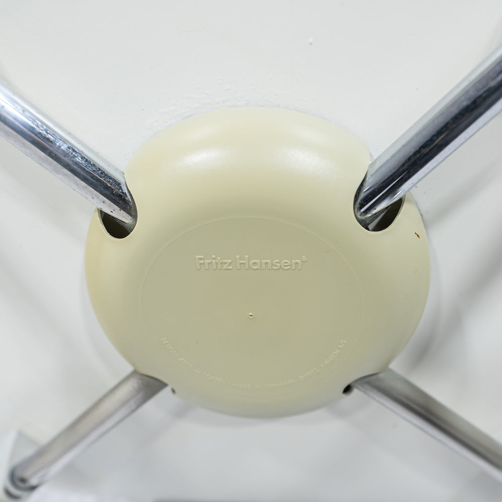 FRITZ HANSEN / SERIES 7
