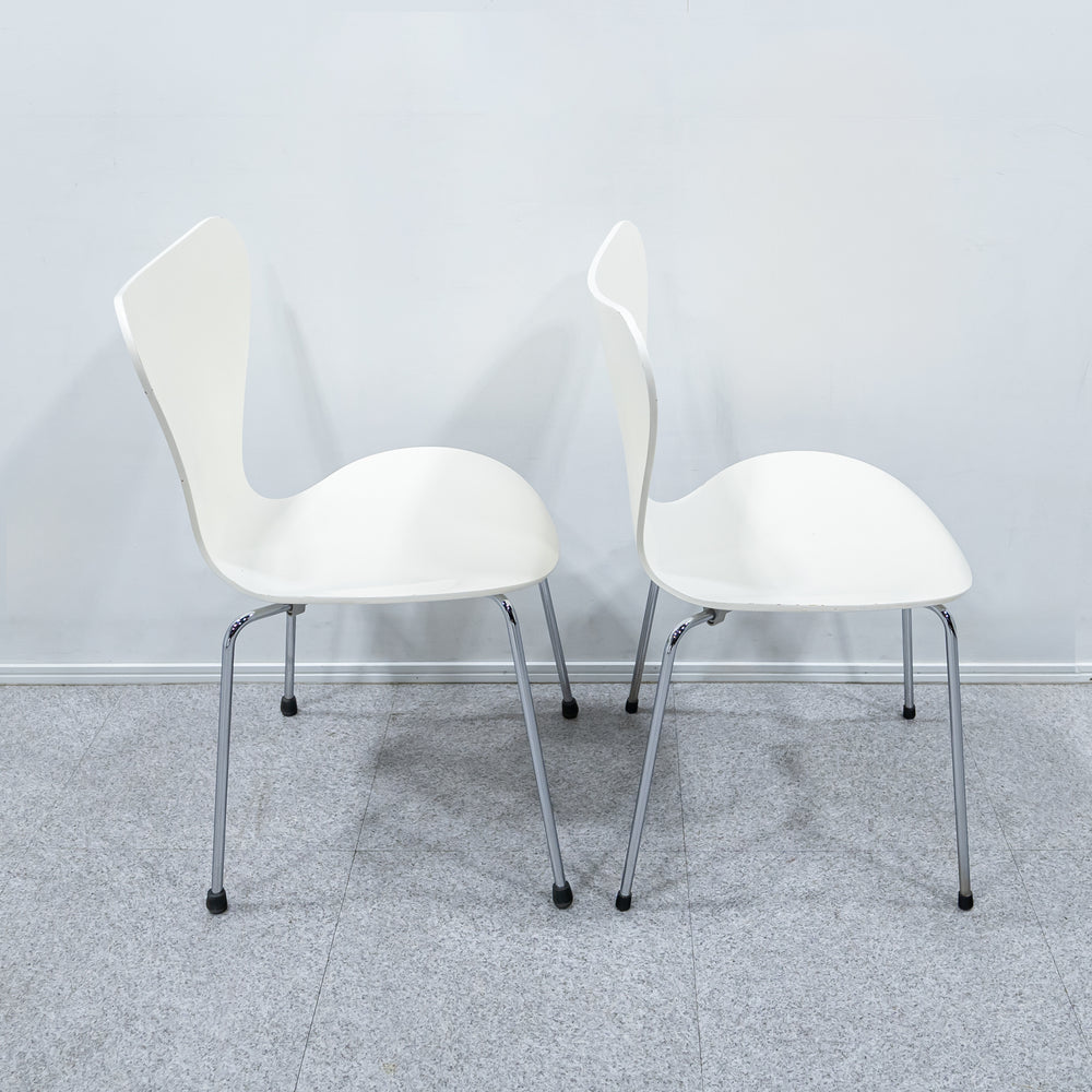FRITZ HANSEN / SERIES 7