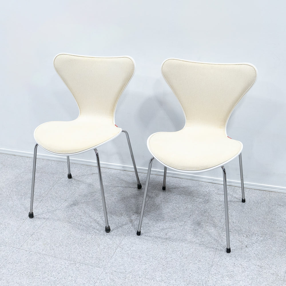FRITZ HANSEN / SERIES 7 FRONT PADDING WHITE