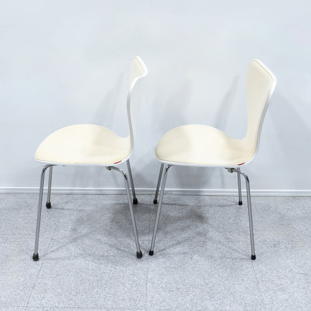 FRITZ HANSEN / SERIES 7 FRONT PADDING WHITE