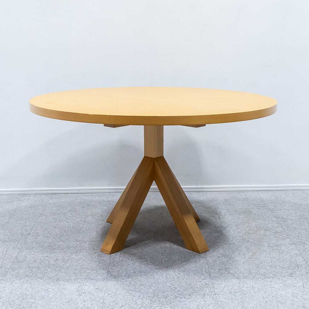 Cassina ixc. / VENTO