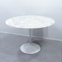 Knoll / Saarinen Collection Round Table