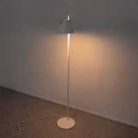 Louis Poulsen / Yuh Floor