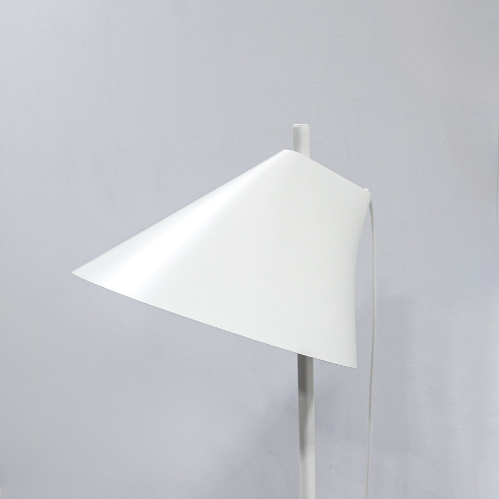 Louis Poulsen / Yuh Floor