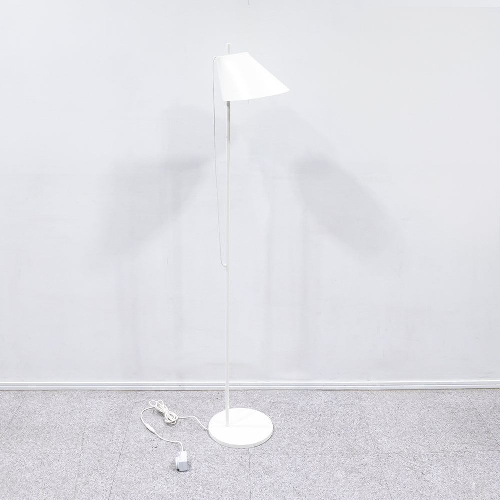 Louis Poulsen / Yuh Floor