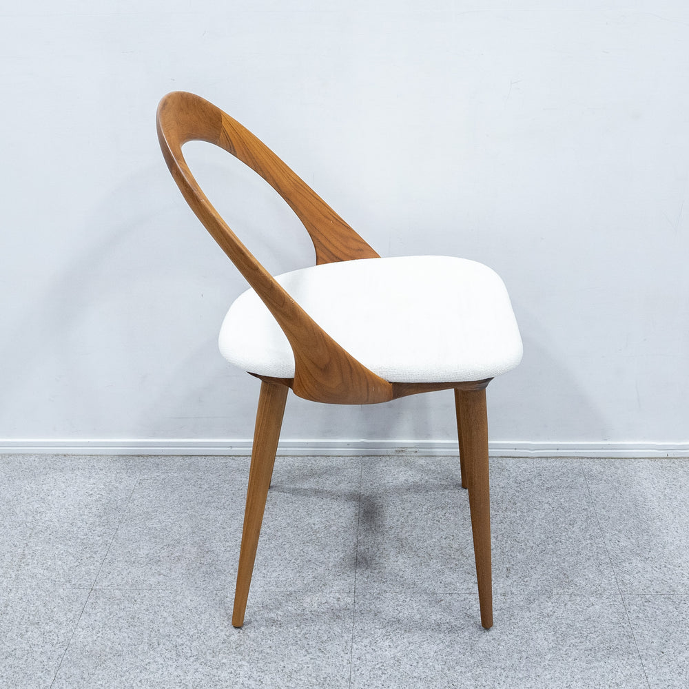 porada / ESTER CHAIR