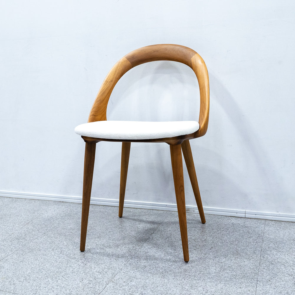 porada / ESTER CHAIR