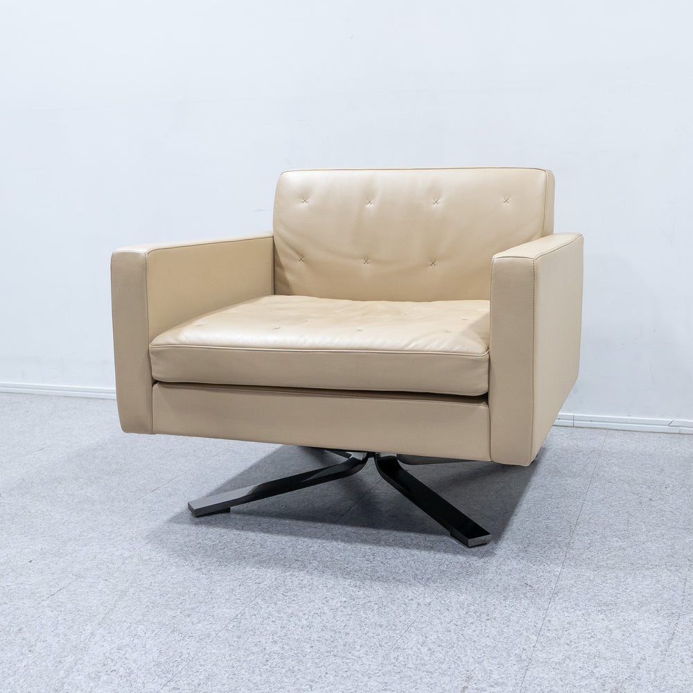 Poltrona Frau / Kennedee Ferrari model 1P sofa