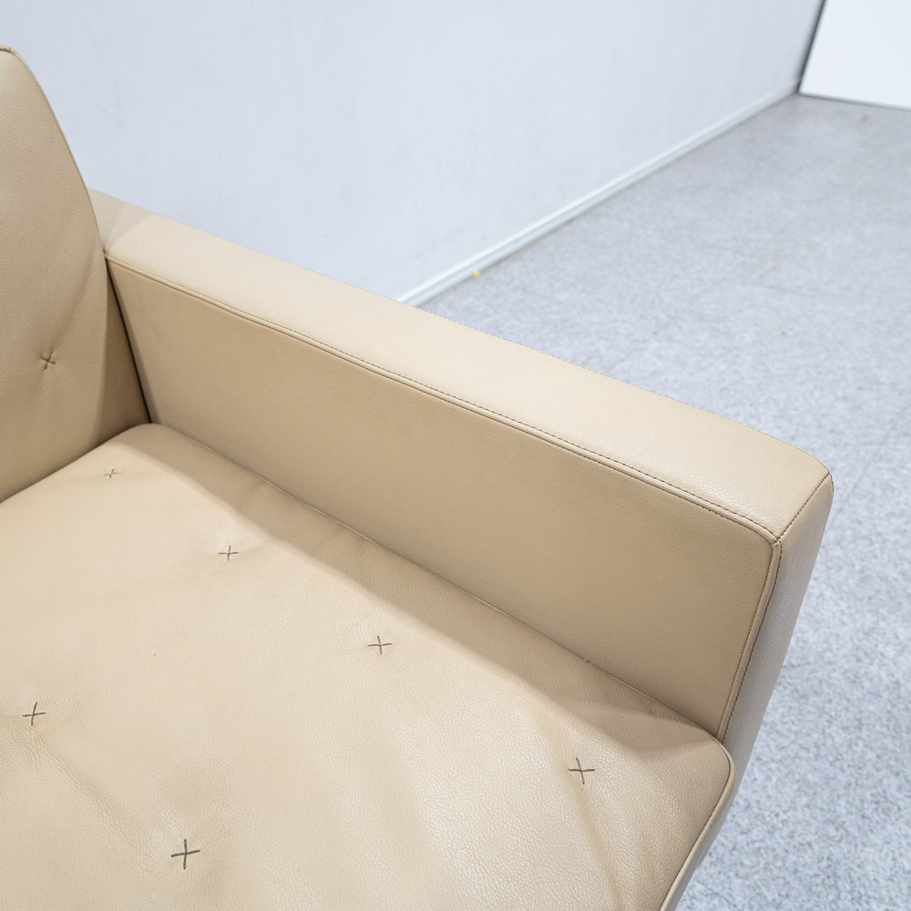 Poltrona Frau / Kennedee Ferrari model 1P sofa