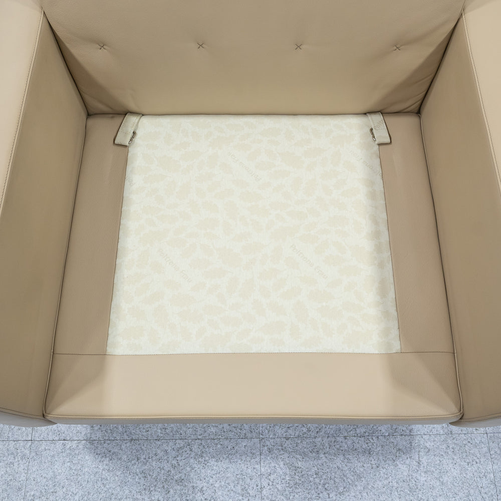 Poltrona Frau / Kennedee Ferrari model 1P sofa
