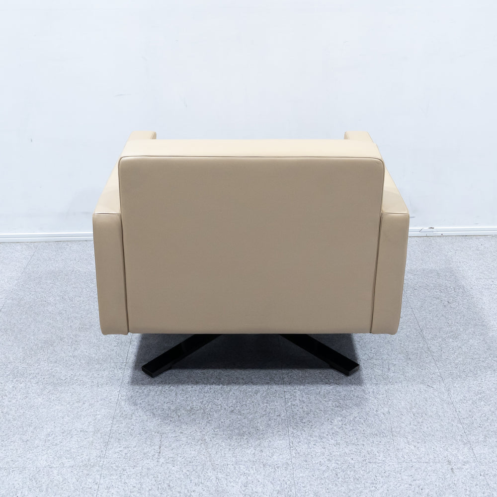 Poltrona Frau / Kennedee Ferrari model 1P sofa