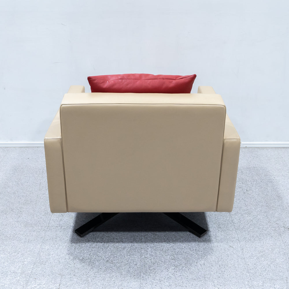 Poltrona Frau / Kennedee Ferrari model 1P sofa , cushion
