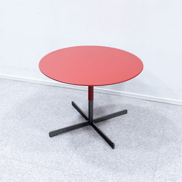 Poltrona Frau / Bob low table