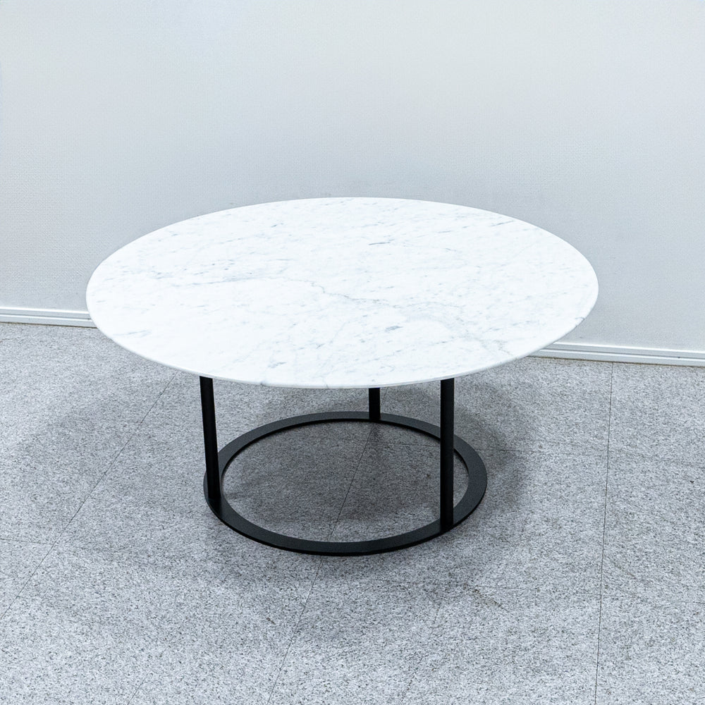 arflex / UVI side table
