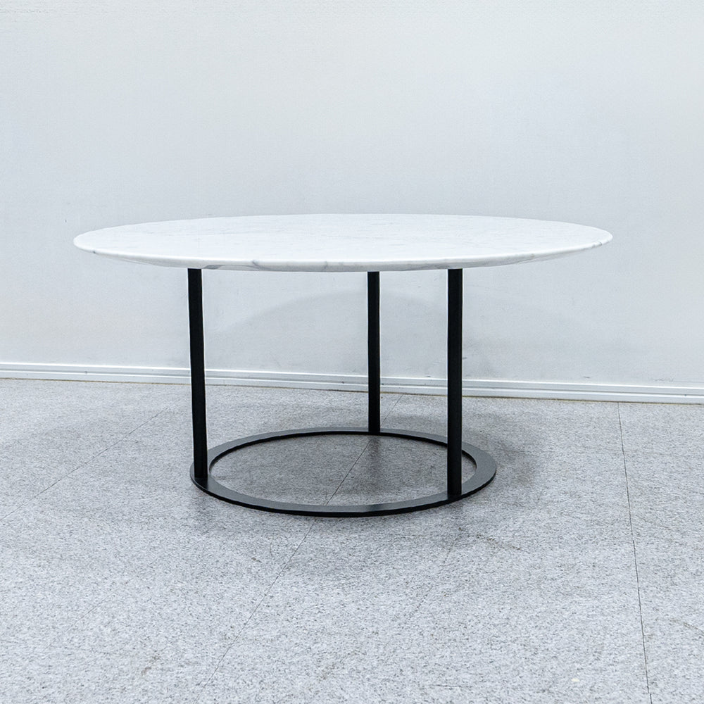 arflex / UVI side table