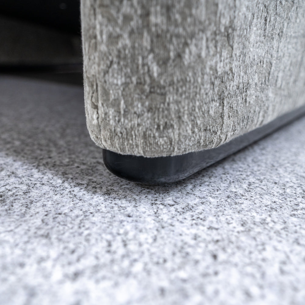 Cassina / 675 MARALUNGA