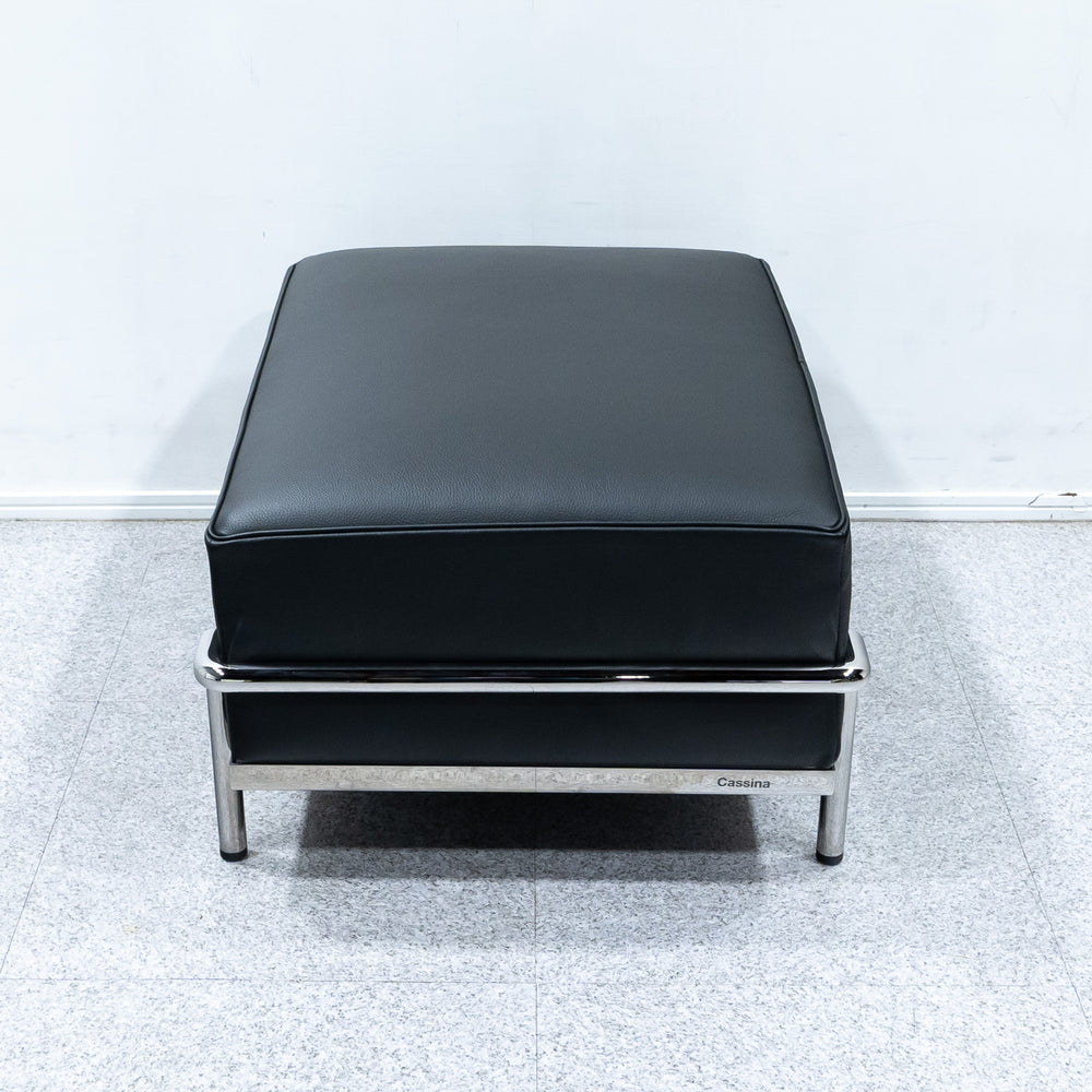 Cassina / 2 FAUTEUIL GRAND CONFORT, PETIT MODELE