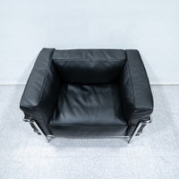 Cassina / 3 FAUTEUIL GRAND CONFORT, PETIT MODELE
