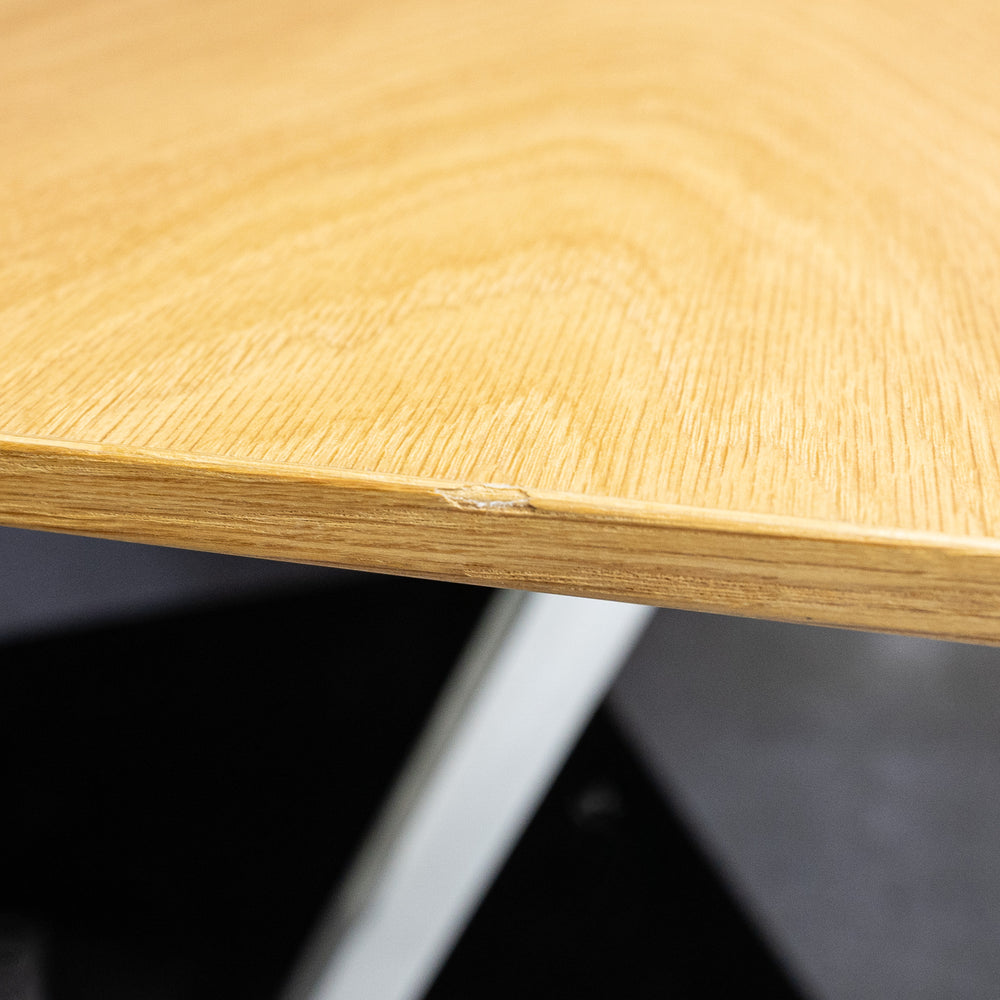 Cassina ixc. / JOY