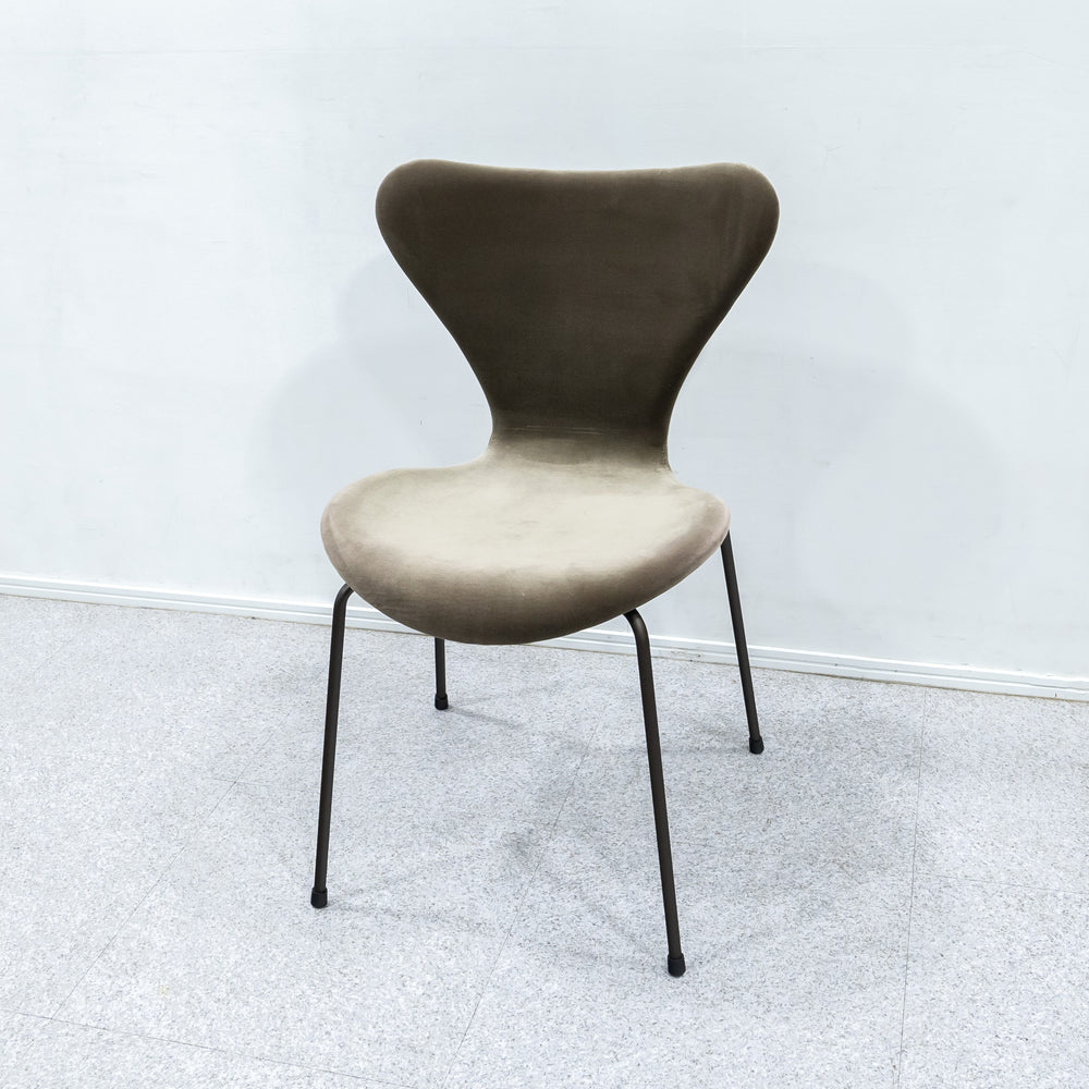 FRITZ HANSEN  / SERIES 7