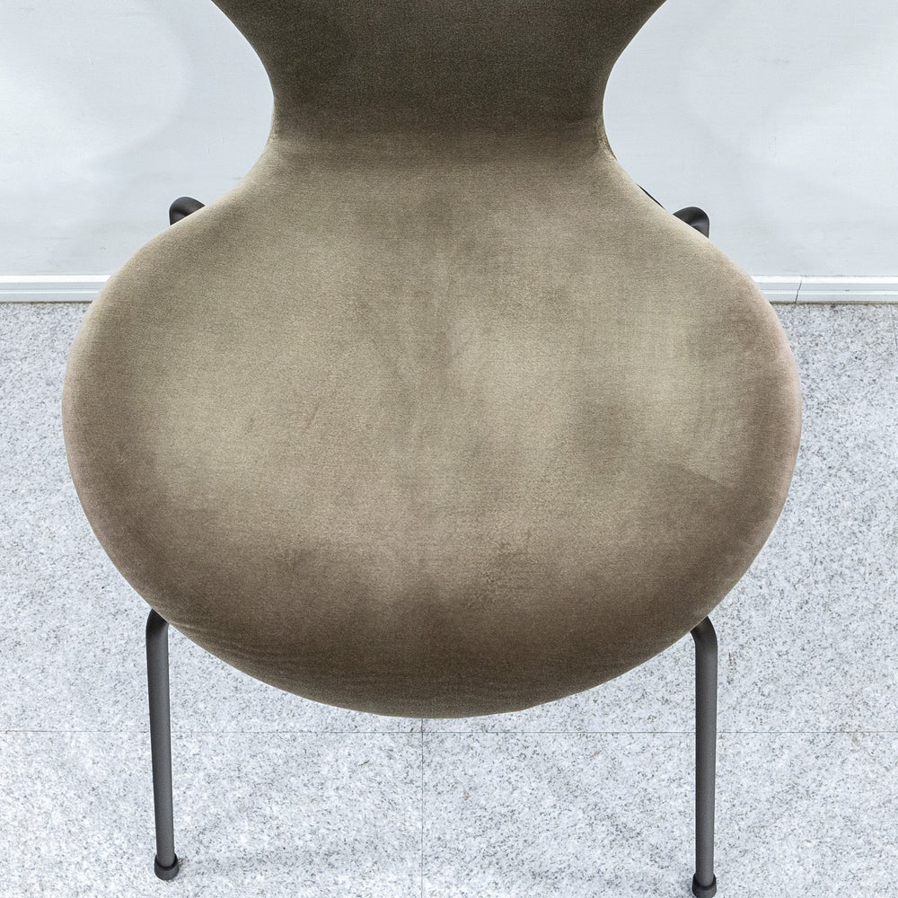 FRITZ HANSEN  / SERIES 7